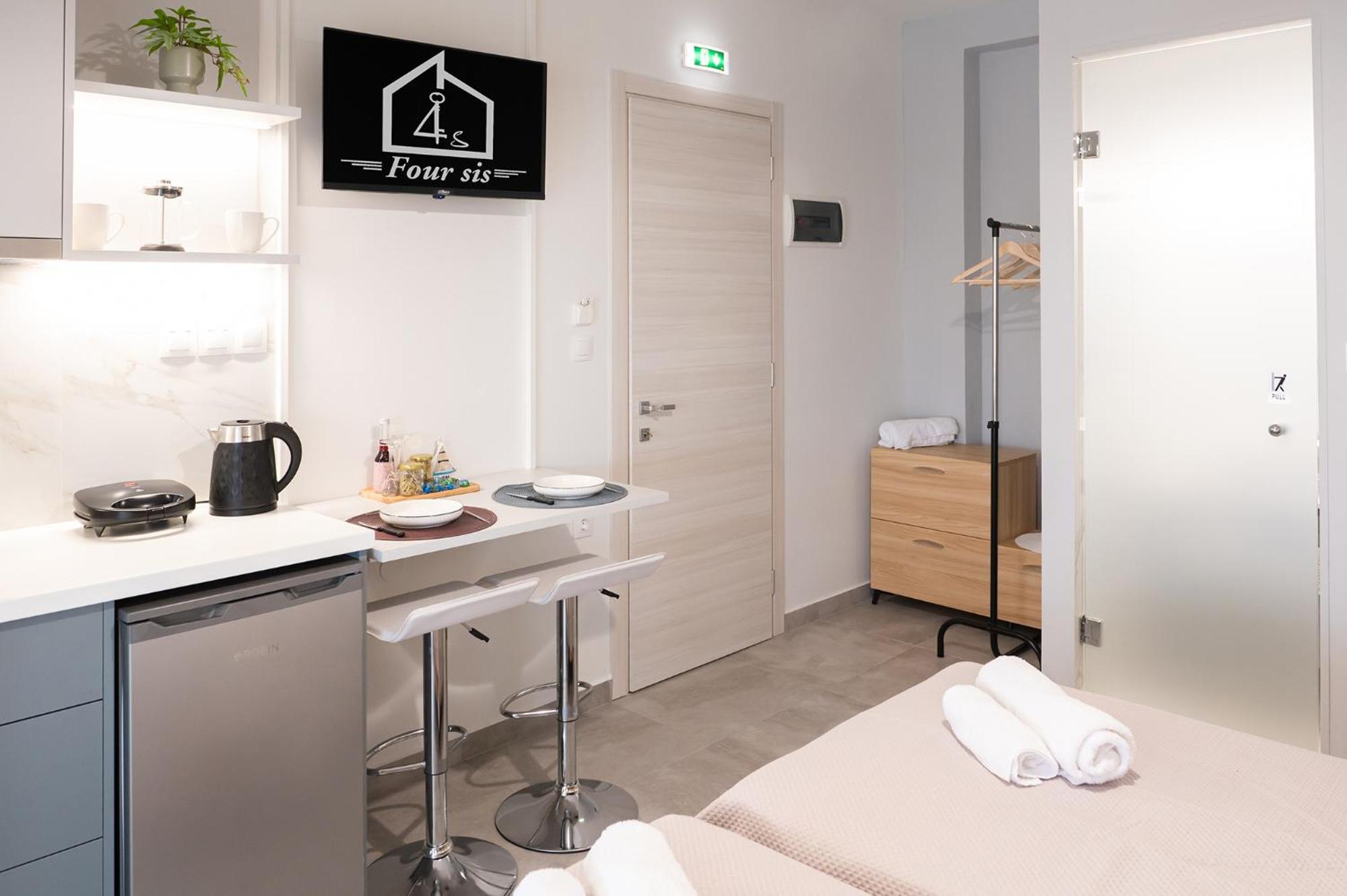 Four Sis Rooms Mangana Extérieur photo