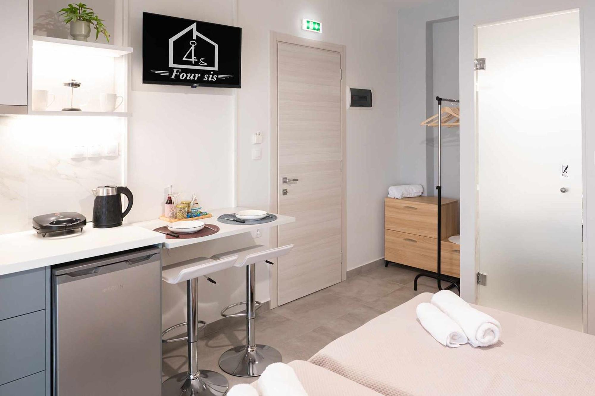 Four Sis Rooms Mangana Extérieur photo